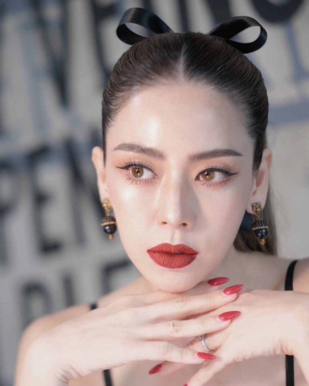 เอ๋ พรทิพย์ 