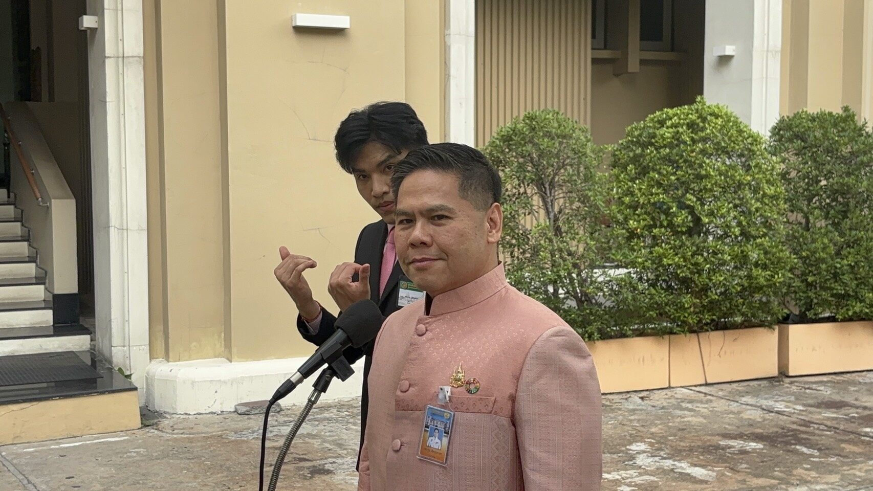 วราวุธ