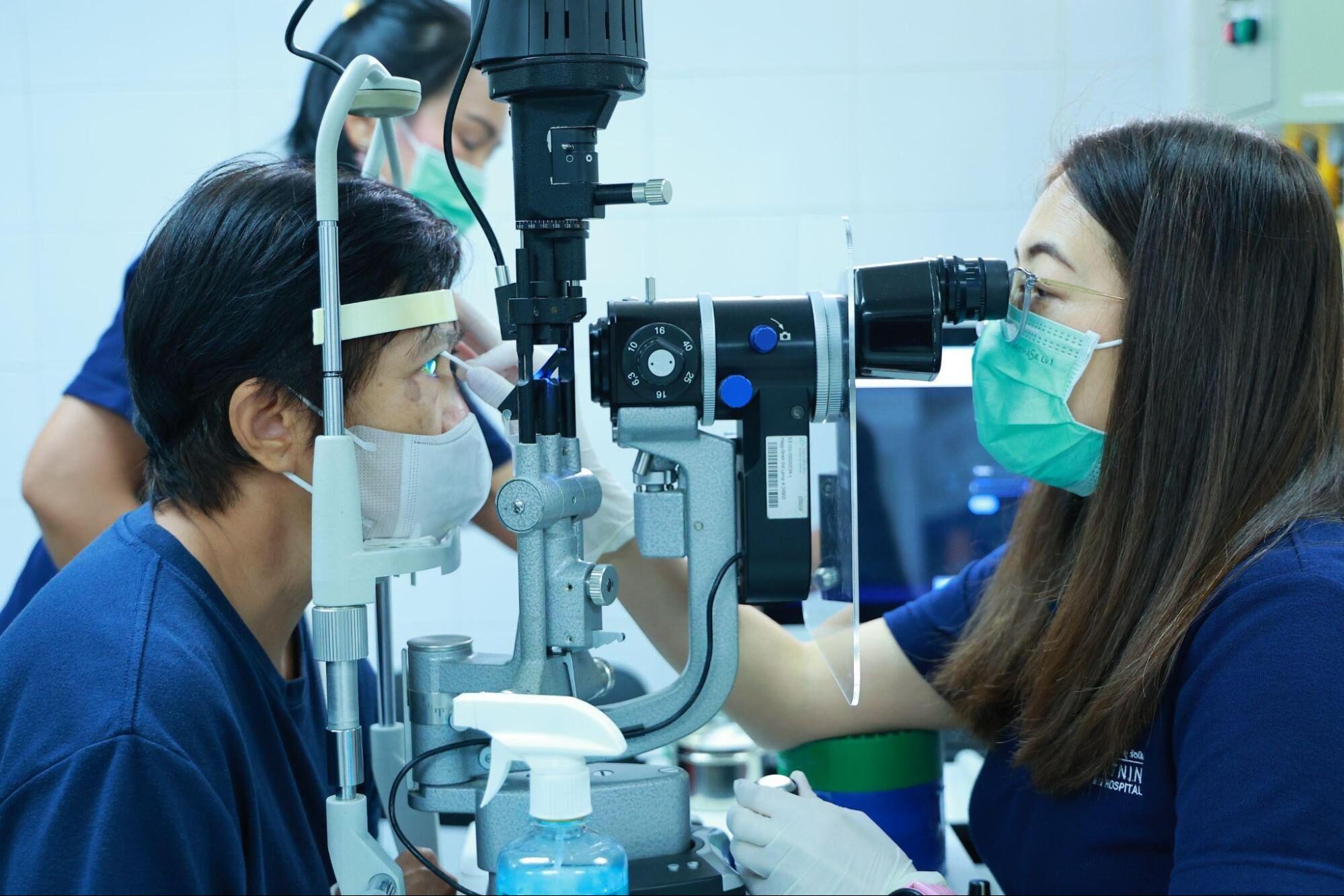 บริการตรวจสุขภาพตาโดยทีมจักษุแพทย์ จากโรงพยาบาลจักษุ รัตนิน บริการตรวจสุขภาพตาโดยทีมจักษุแพทย์ จากโรงพยาบาลจักษุ รัตนิน