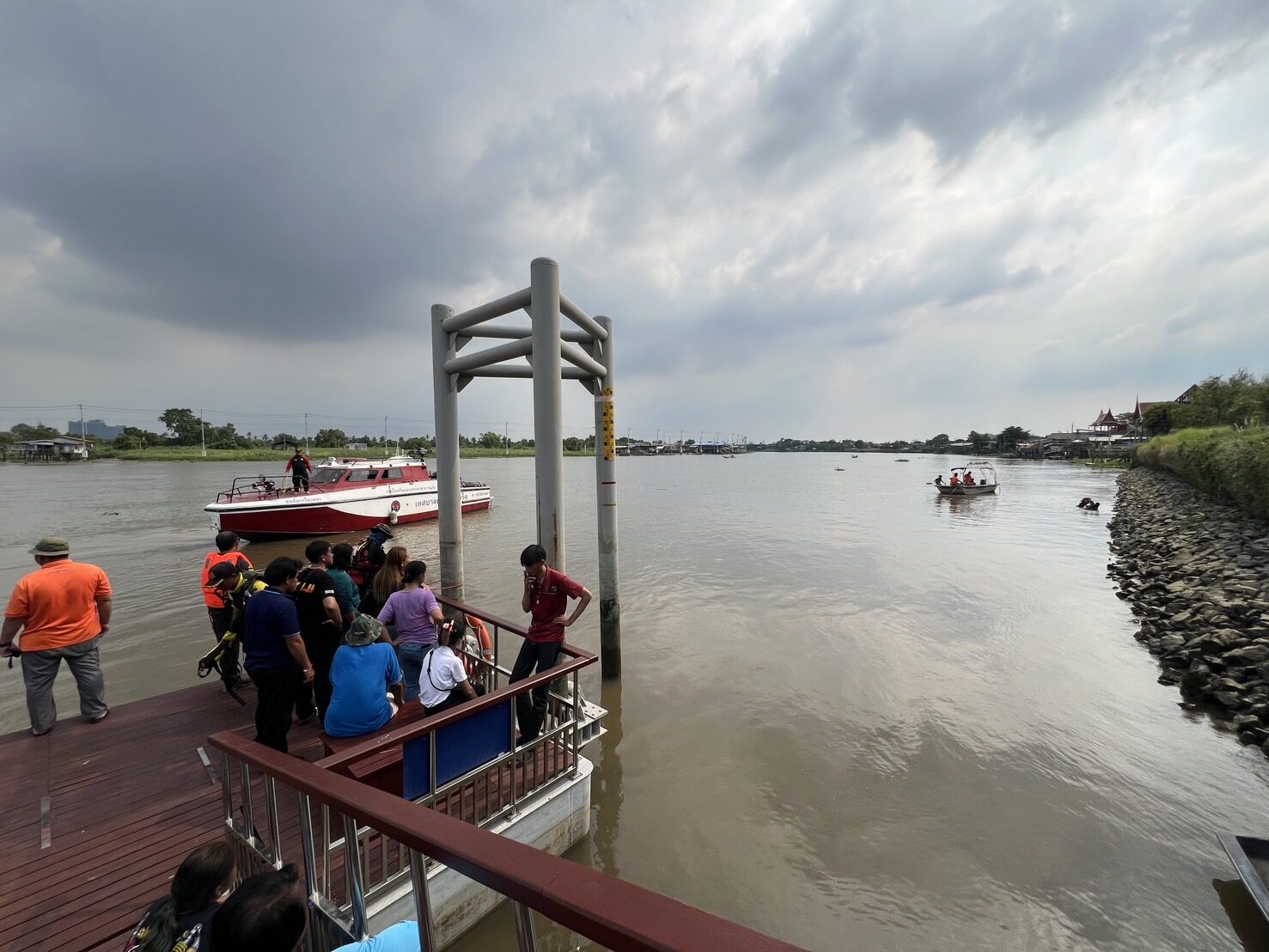เรือสองตอน