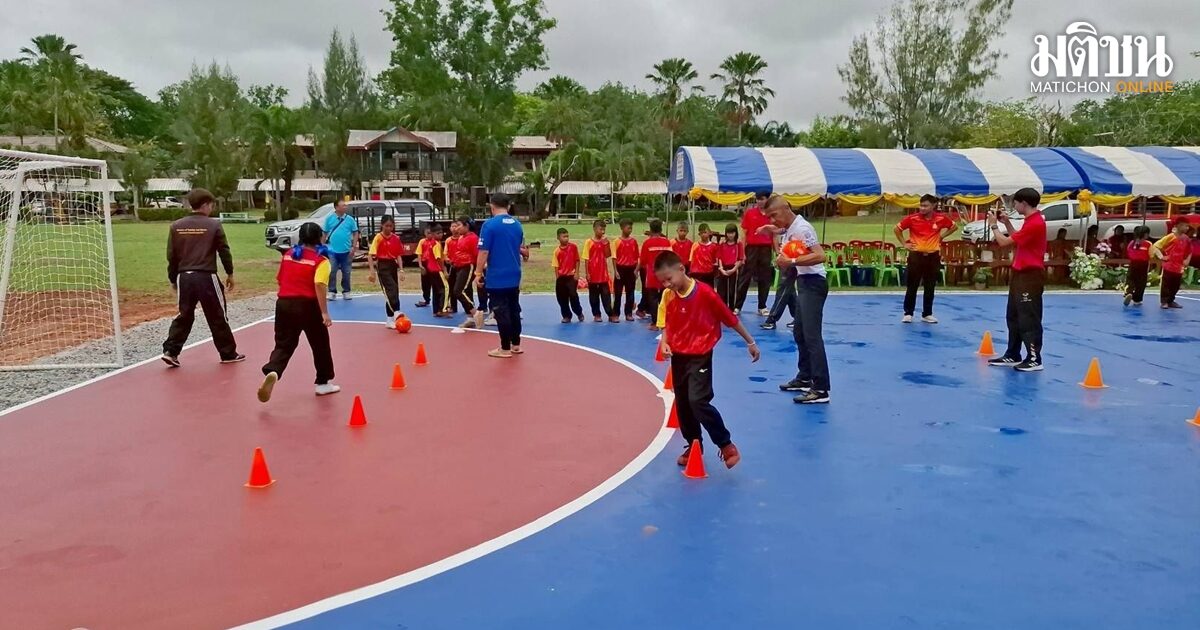 บึงกาฬ เตรียมพร้อม! สมาคมผู้สื่อข่าวกีฬา มอบสนามฟุตซอล-วอลเลย์บอล-ตะกร้อ สร้างโอกาสเยาวชน