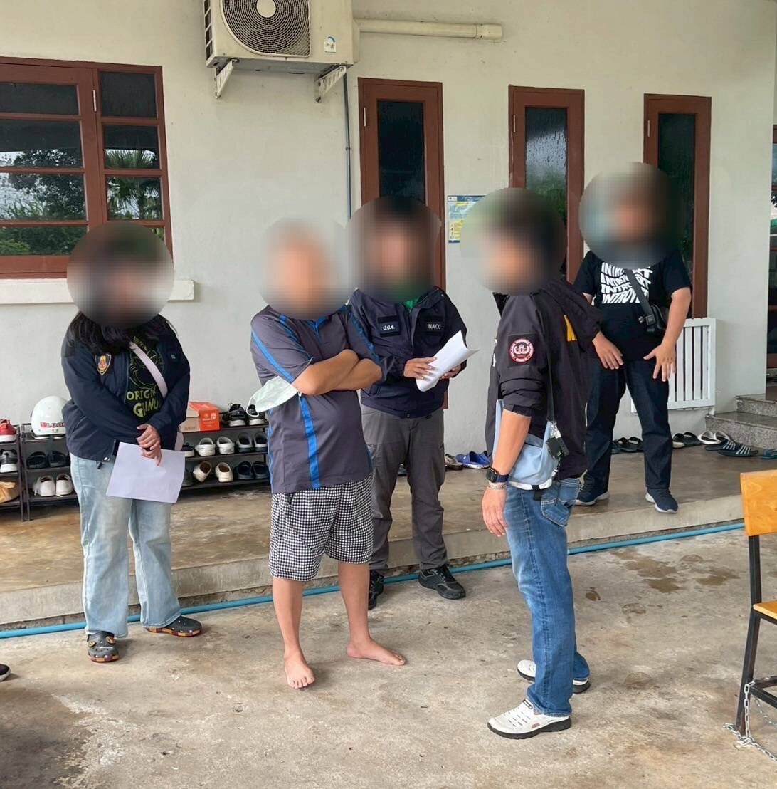 Former Tha Song Yang district chief arrested for fraud allegations | News by Thaiger