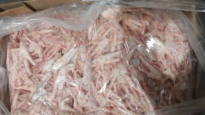 ขาไก่เถื่อน
