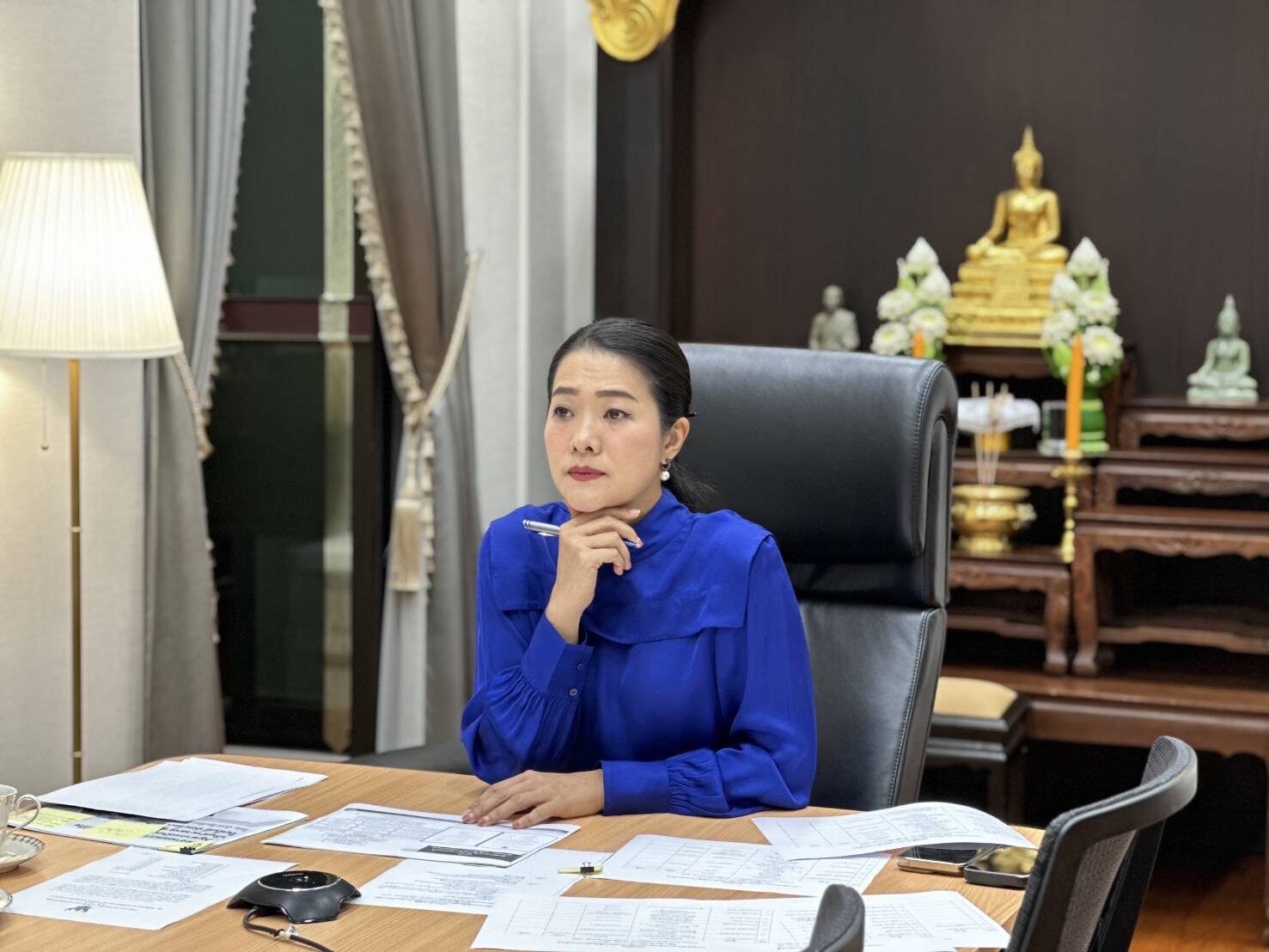 ธีรรัตน์