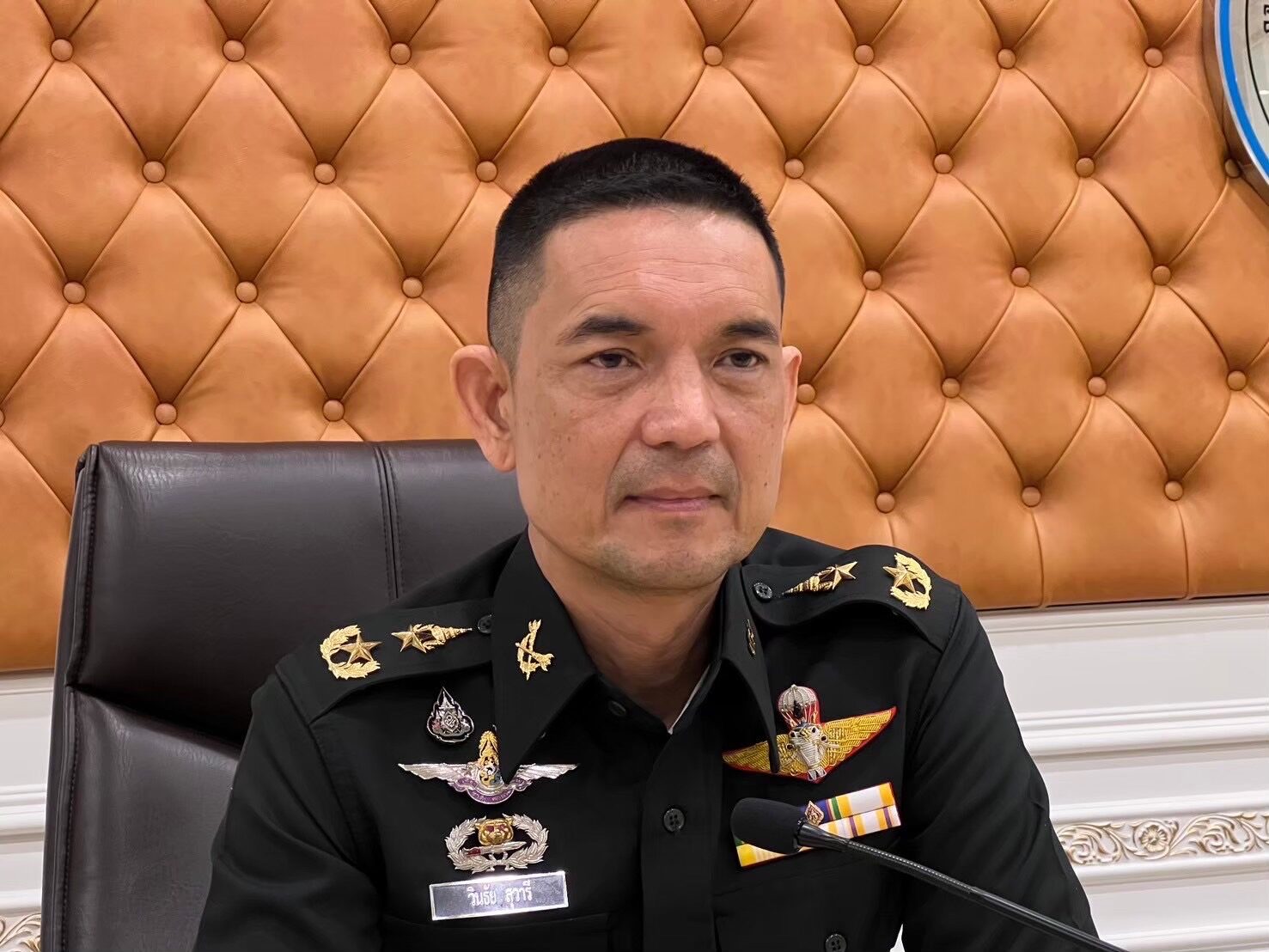 ภาพให้กำลังใจ มทภ.2 