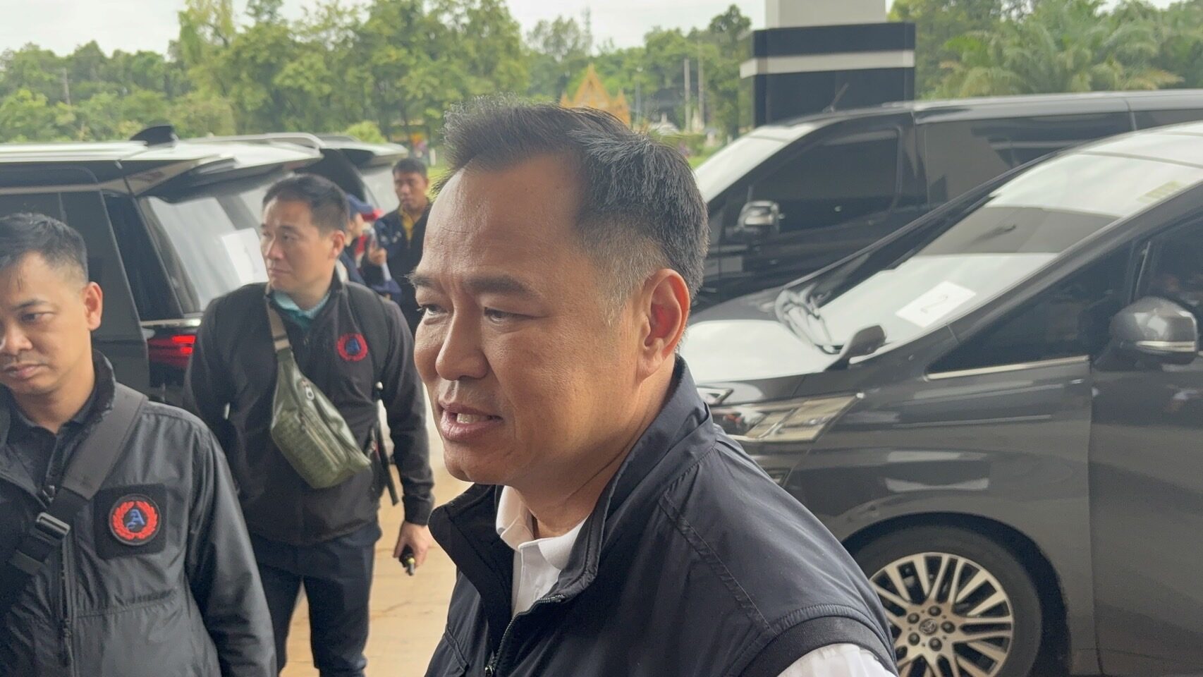 อนุทิน
