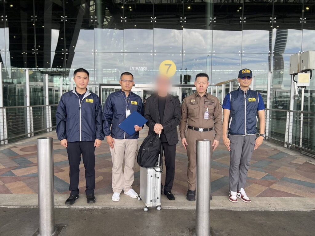 Singaporean businessman caught at airport over 5 million baht VAT fraud | News by Thaiger