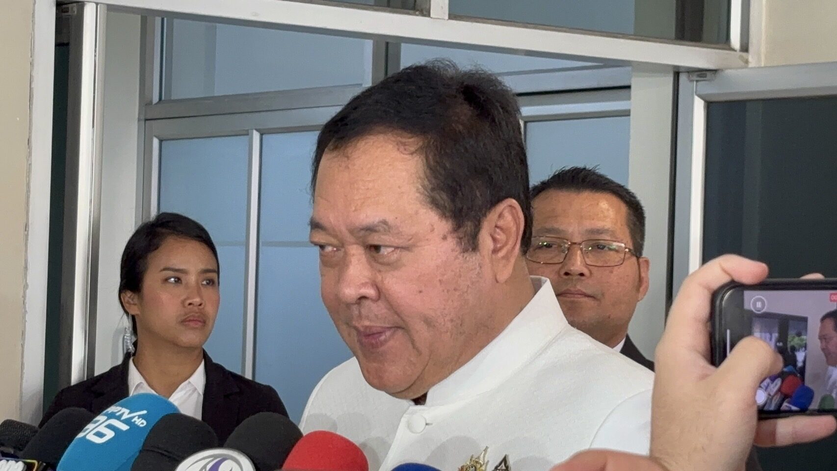 ทวี