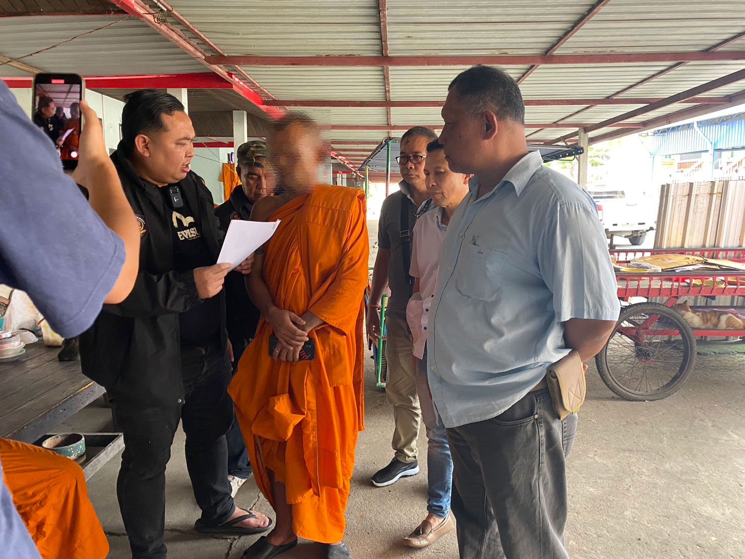บวชหนีคดี