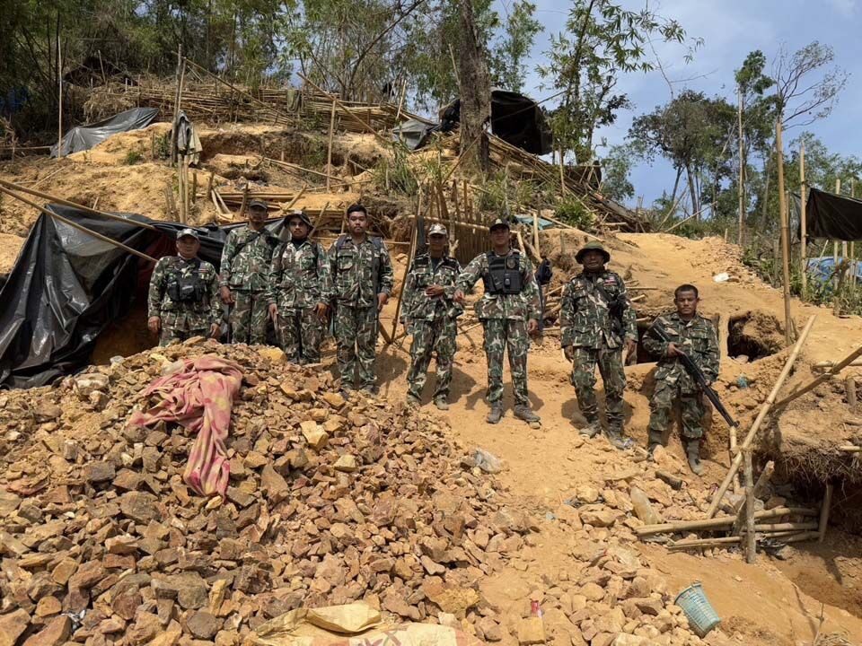 Illegal gold miners jailed and fined 500,000 baht each | News by Thaiger