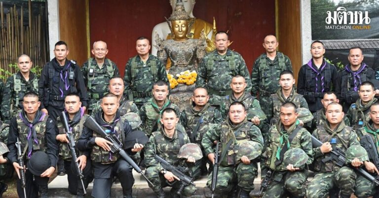มทภ.2 นำสิ่งของพระราชทาน ไปมอบให้ทหารชายแดนไทย-กัมพูชาด้านอุบลฯ