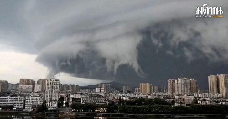 2025-07-21T073236Z_1103378448_RC2VQFAJFTPZ_RTRMADP_3_ASIA-WEATHER-WIPHA-CHINA