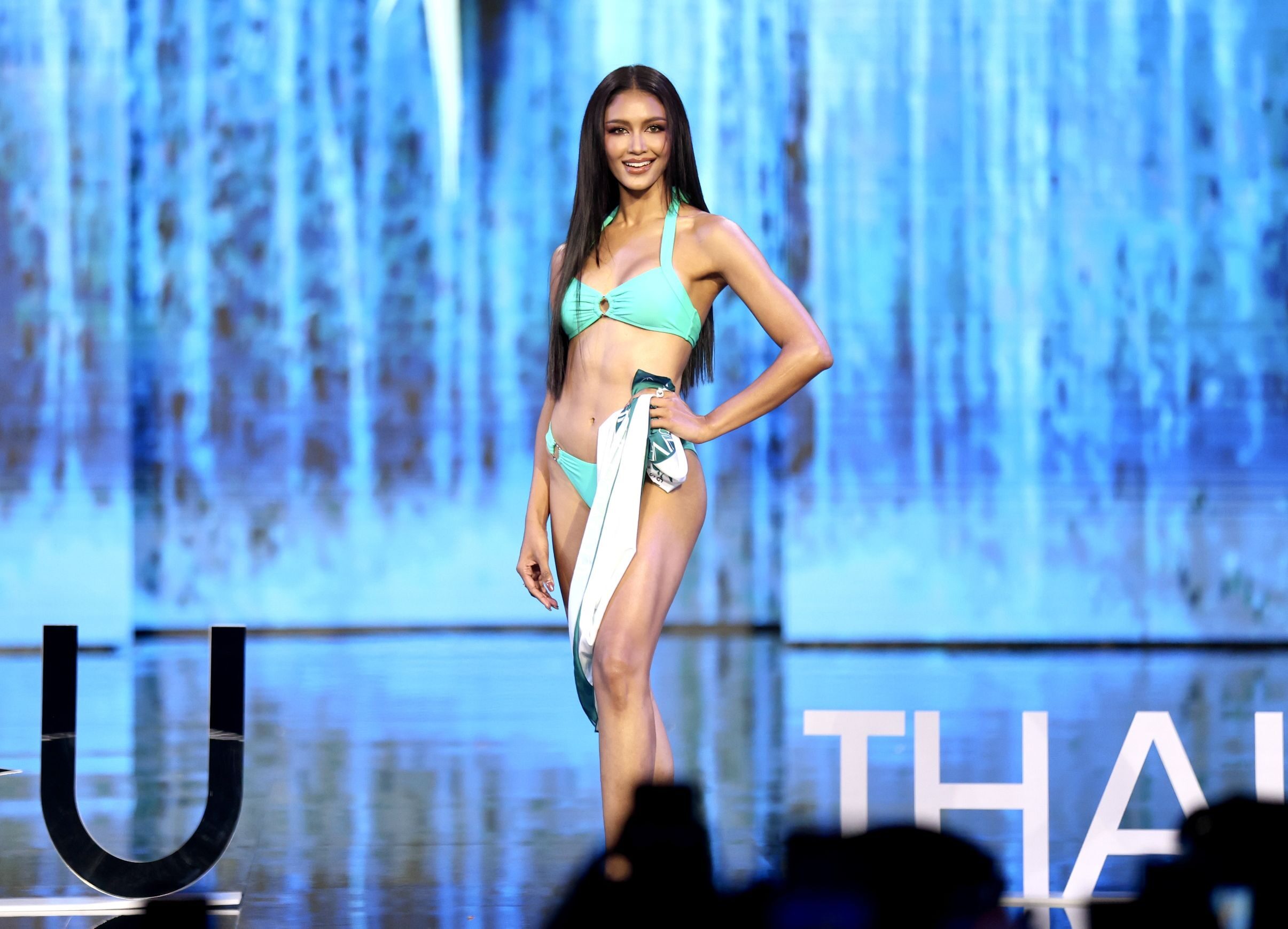 "แพรววณิชยฐ์ เรืองทอง" มิสยูนิเวิร์ส กรุงเทพมหานคร