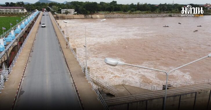 .เขื่อนเจ้าพระยา รับมือฝนตกหนัก เร่งระบายจ่อแตะ 1,300 ลบ.ม. เตือนท้ายเขื่อนน้ำขึ้น 20 ซม..