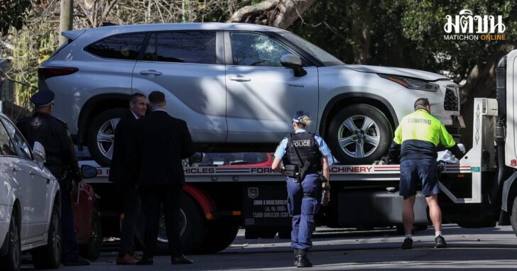 Car crashes into Russian consulate in Sydney