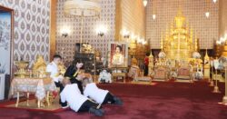 ในหลวง-พระราชินี ทรงสรงน้ำพระบรมศพ ‘พระพันปีหลวง’ ถวายพระเกียรติสูงสุด พระโกศทองใหญ่ เศวตฉัตร 9 ชั้น
