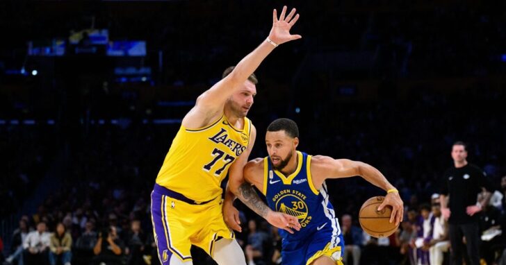 2025-10-22T050818Z_566819669_MT1USATODAY27387638_RTRMADP_3_NBA-GOLDEN-STATE-WARRIORS-