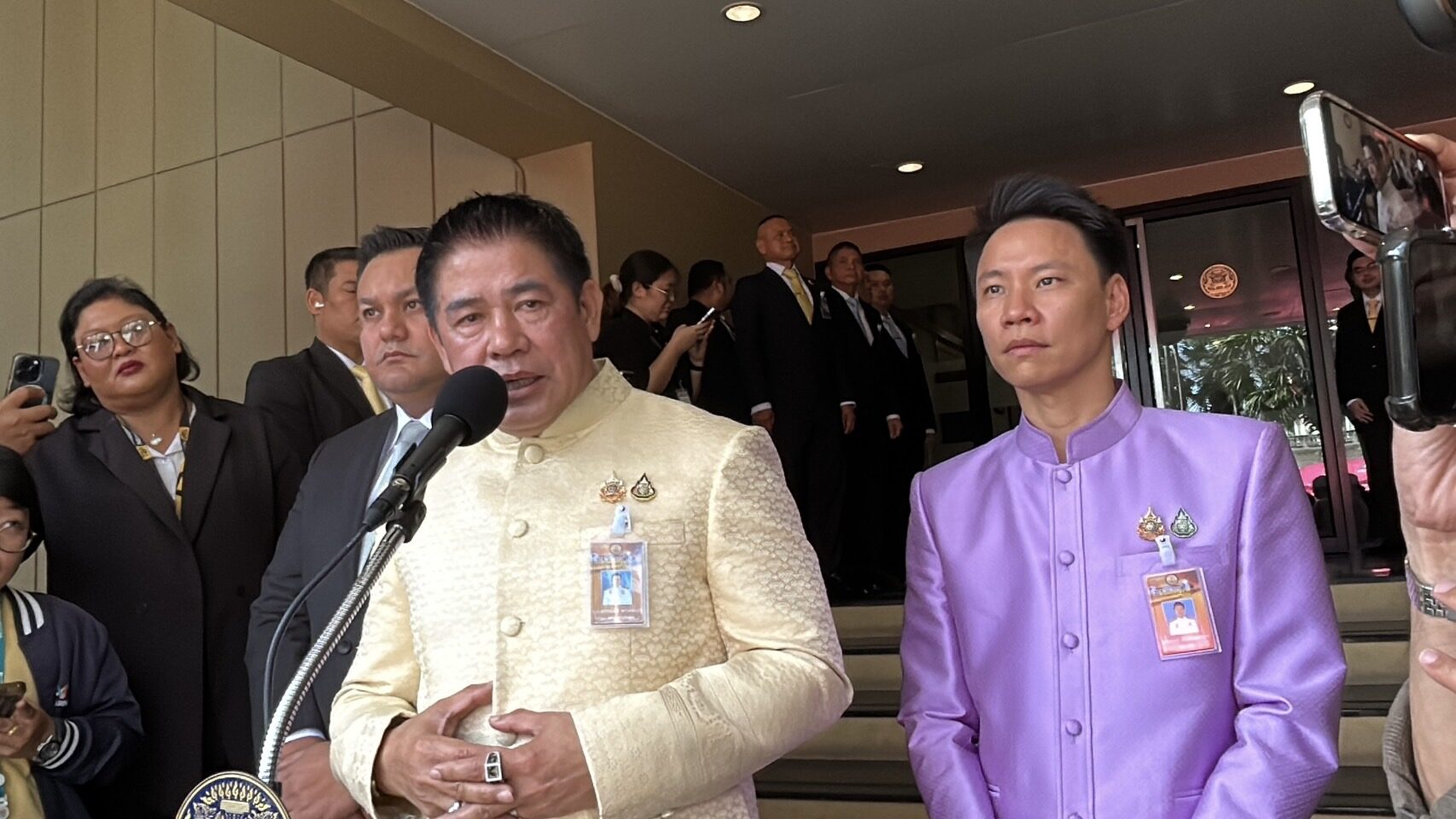 ธรรมนัส พรหมเผ่า