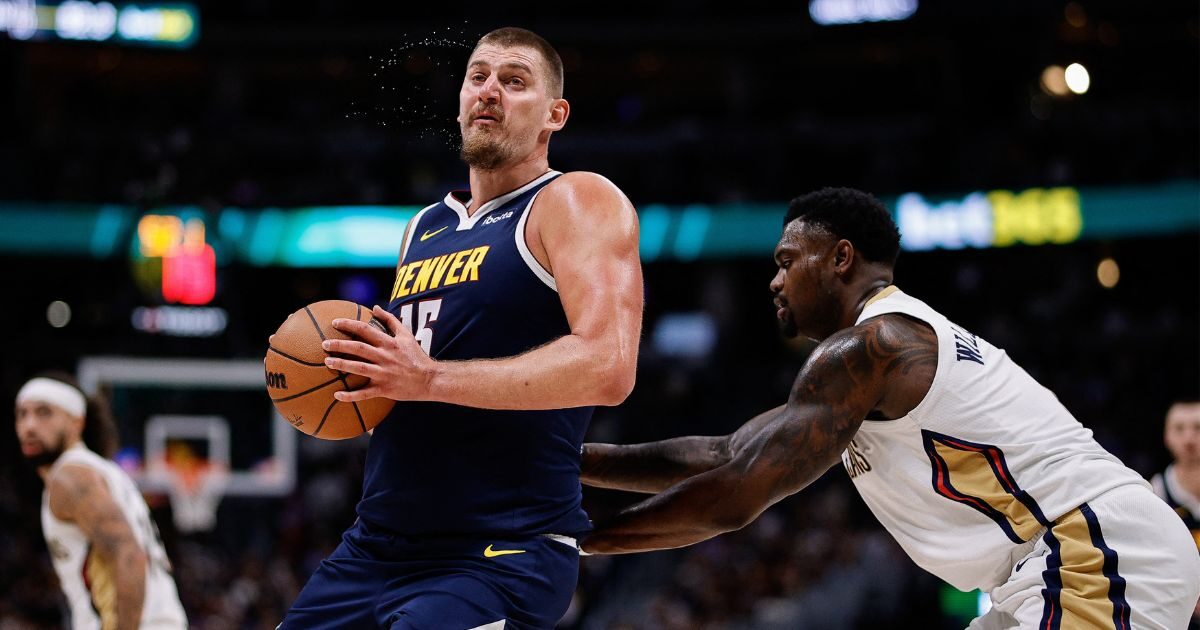 โยคิชทำทริปเปิล-ดับเบิล 4 เกมติด ลุ้นทำสถิติใหม่ พานักเกตส์คว้าชัยเหนือเพลิแกนส์