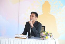 “อาจารย์โอเล่” ไขรหัสชีวิต ชี้ใจที่ไม่รู้ทันตัวเอง บนเวที “เรายกวัดมาไว้ที่เซเว่นฯ ปีที่ 30”