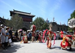 การแสดงโชว์เพื่อการท่องเที่ยวบูมทั่วจีน รายได้ทะลุ 1.3 หมื่นล้านหยวนใน 9 เดือน