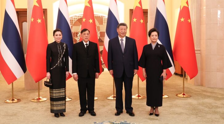 ในหลวง-พระราชินี เสด็จฯ ทรงร่วมในงานถวายพระกระยาหารค่ำ อย่างเป็นทางการ