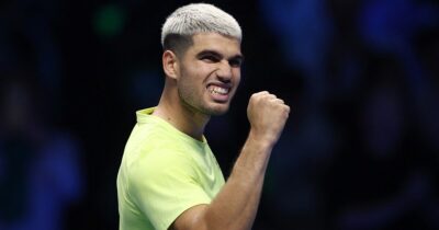 อัลคาราซประเดิมคว้าชัยศึกไฟนัลส์ มีโอกาสสูงเบียดซินเนอร์คืนมือ 1 โลก