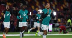 ไขข้อข้องใจ ทำไม ลิเวอร์พูล ลงเตะพรีเมียร์ลีกดึก 2 เกมติด