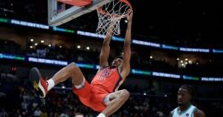 เพลิแกนส์ชนะแล้ว อัดฮอร์เนตส์ 116-112 คว้าชัยเกมแรกของซีซั่น