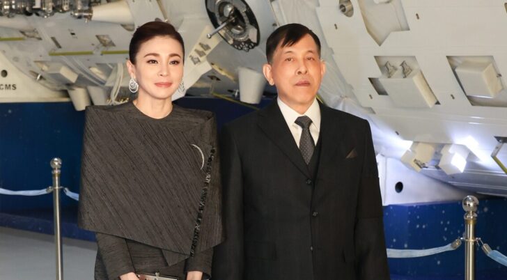 ในหลวง-พระราชินี ทอดพระเนตร สถาบันเทคโนโลยี ด้านอวกาศจีน