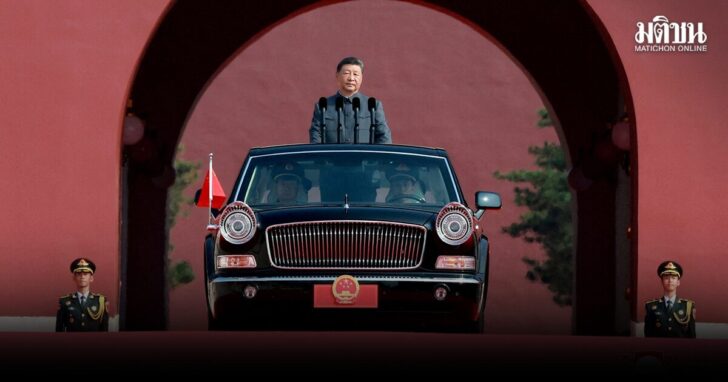 FILE PHOTO: North Korean leader Kim Jong Un and Russian President Vladimir Putin attend a military parade marking the 80th anniversary of the end of World War Two, in Beijing