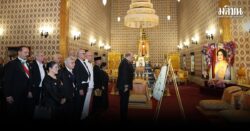 คณะทูตานุทูต 85 ประเทศ ร่วมถวายความอาลัยเบื้องหน้าพระบรมศพ ‘พระพันปีหลวง’