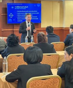 “นายชัยยุทธ ชัชลิตวพงษ์” เสริมความรู้ไกล่เกลี่ยข้อพิพาทด้วยสันติวิธีแก่บุคลากรกระทรวง พม. รุ่น1-2