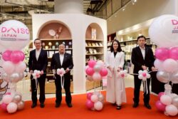 บริษัทไดโซ ซังเกียว จำกัด เปิดตัวร้านค้า 3 แบรนด์ครั้งแรกในประเทศไทย