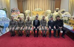 นายจีระพัฒน์ พันธุ์ทวี อธิบดีผู้พิพากษาศาลอาญา เป็นประธานในพิธีสวดพระอภิธรรม