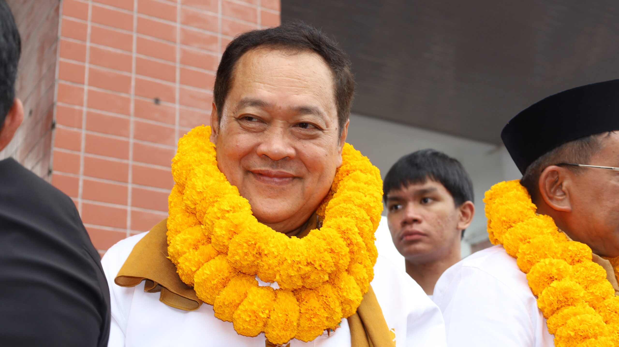 ทวี