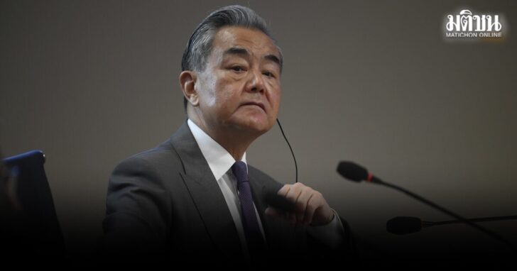 หวัง อี้ ต่อสายคุยไทย-กัมพูชา ชี้ 2 ฝ่ายพร้อมลดตึงเครียด ย้ำภารกิจเร่งด่วน ‘หยุดยิง-ฟื้นความไว้วางใจ’