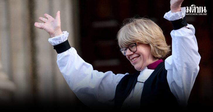 Sarah Mullally becomes the first female designate Archbishop of Canterbury, at St Paul's Cathedral in London