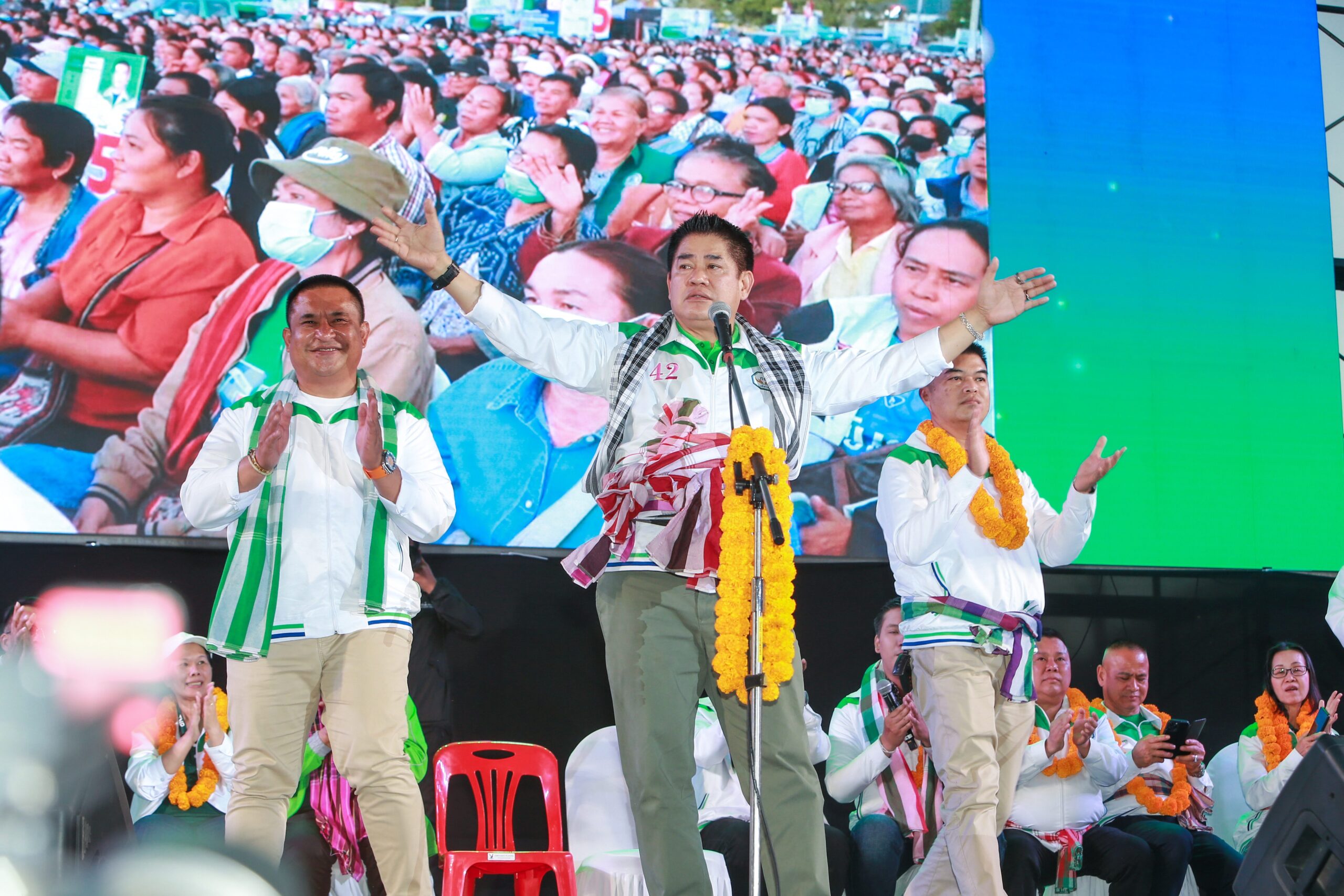 ธรรมนัส