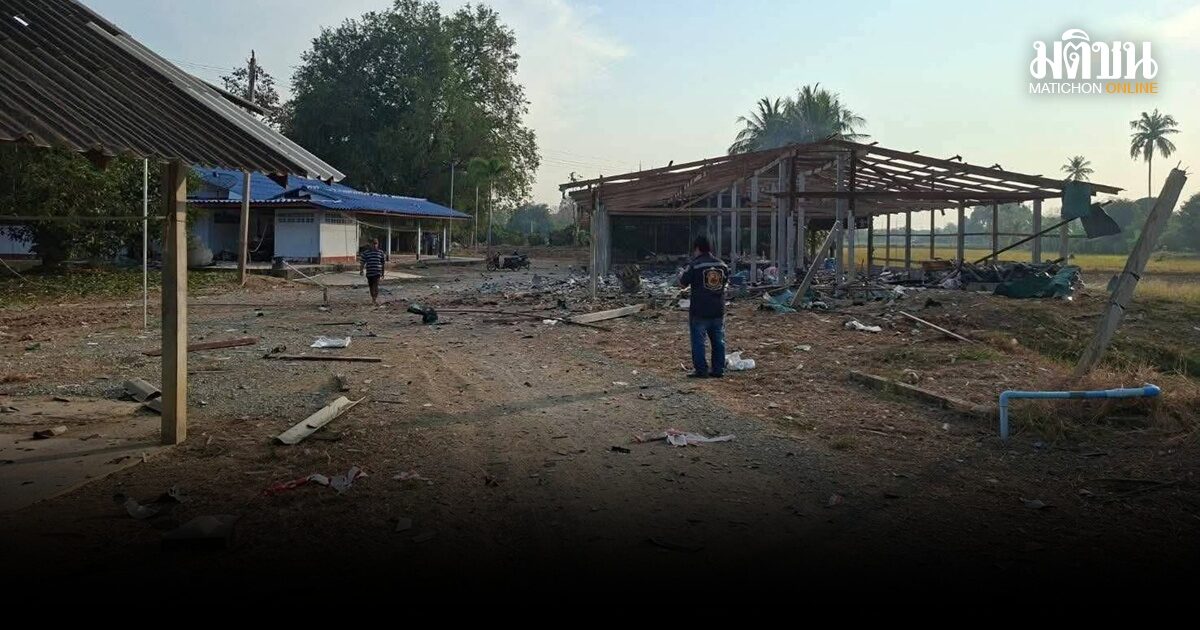 ด่วน! โรงงานพลุระเบิด พื้นที่ดอนเจดีย์ สุพรรณบุรี มีคนเจ็บ-เสียชีวิต จนท.รุดเข้าที่เกิดเหตุ