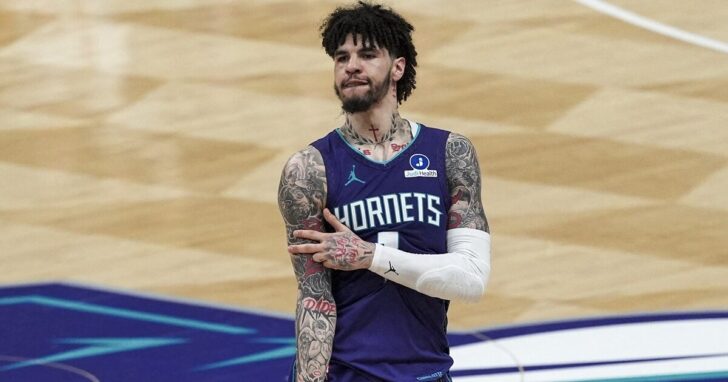 NBA: Atlanta Hawks at Charlotte Hornets