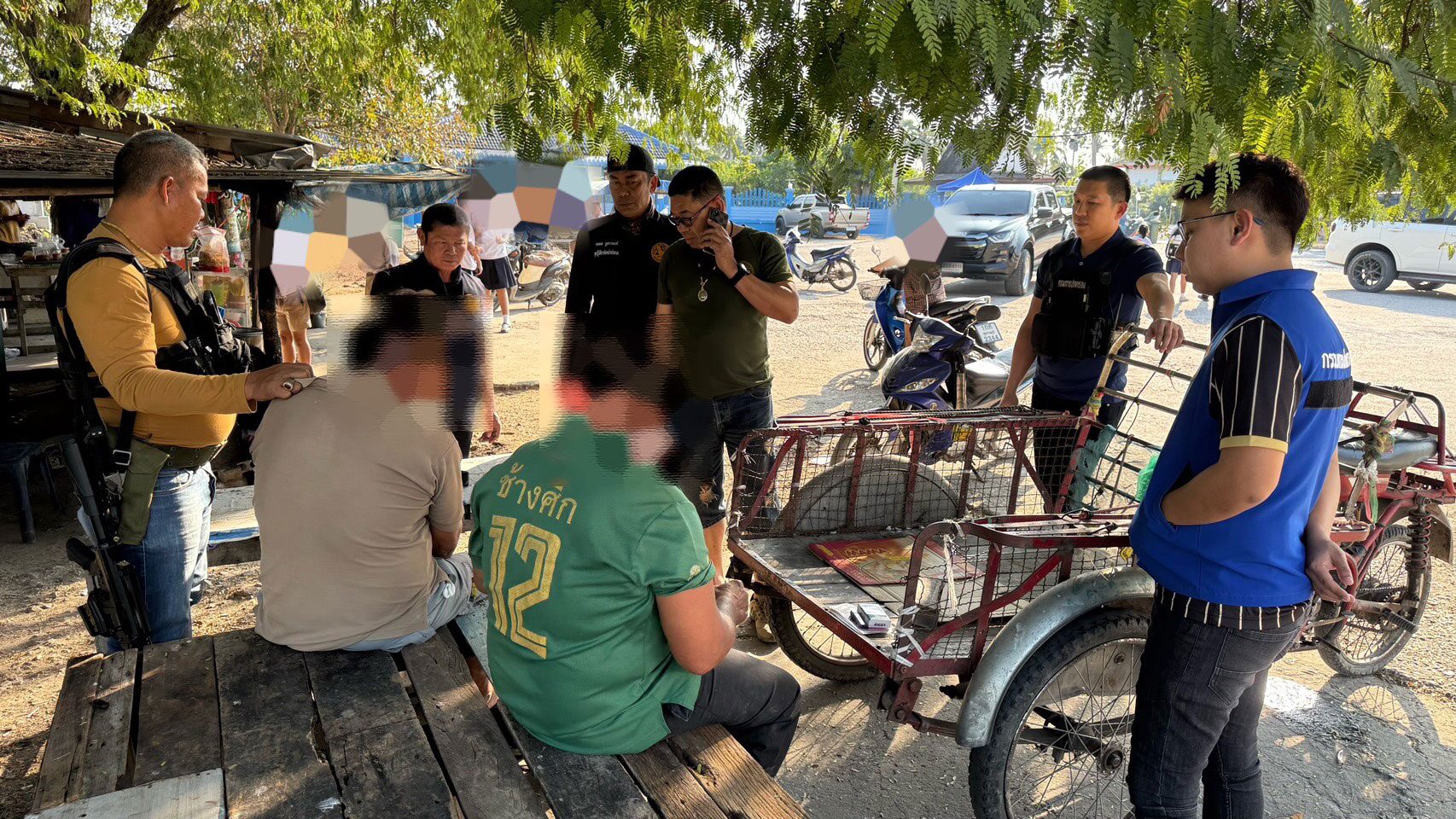ขายยาบ้าหน้าโรงเรียน