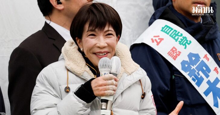 FILE PHOTO: Japan's Prime Minister and leader of the ruling Liberal Democratic Party (LDP), Sanae Takaichi, attends an election campaign event ahead of the February 8 snap election, in Tokyo