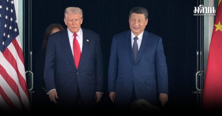 FILE PHOTO: FILE PHOTO: U.S. President Donald Trump meets with Chinese President Xi Jinping on the sidelines of the APEC summit, in Busan