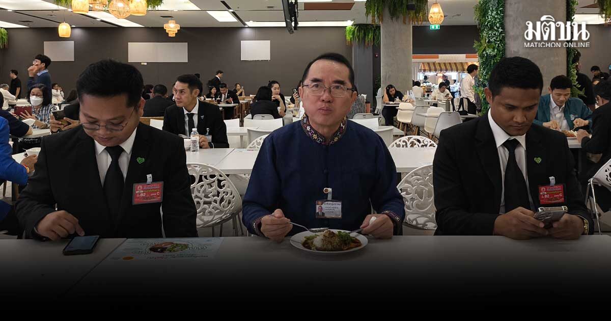 หมอวรงค์ สวน วิโรจน์ จี้นำอาหารสภาแจกประชาชน บรรเทาเดือดร้อนช่วงน้ำมันแพง