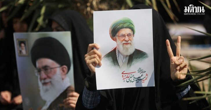 FILE PHOTO: People attend an anti-Israeli and U.S rally in Tehran