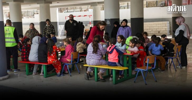 2026-03-11T120907Z_264513423_RC2A2KAKLVMT_RTRMADP_3_IRAN-CRISIS-LEBANON-BEIRUT-DISPLACED