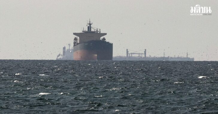 FILE PHOTO: Tankers sail in the Gulf, near the Strait of Hormuz