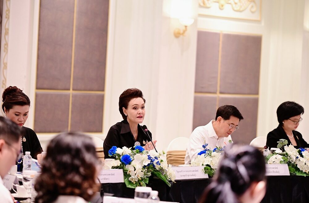 นางศุภจี สุธรรมพันธุ์