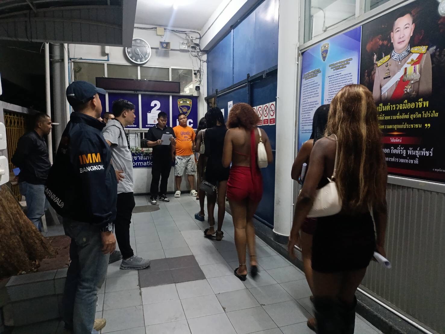 ต่างชาติลอบค้ากาม